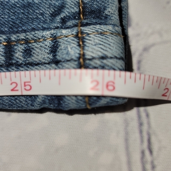 BOYS Wrangler Jeans - Picture 9 of 10